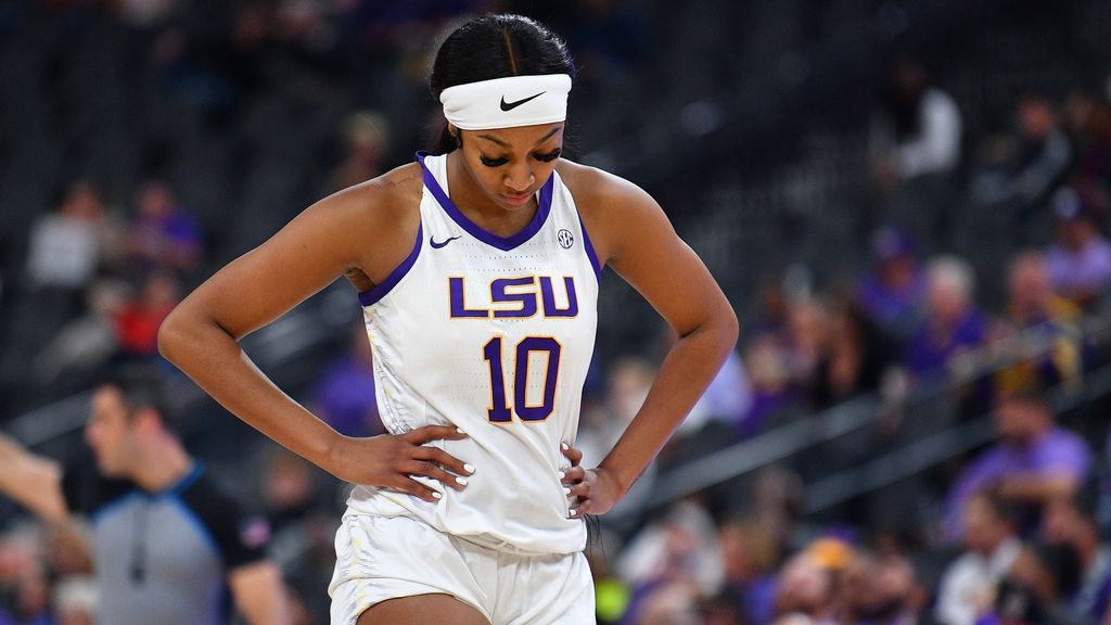 Kim Mulkey says No. 1 LSU lacked toughness in opening loss